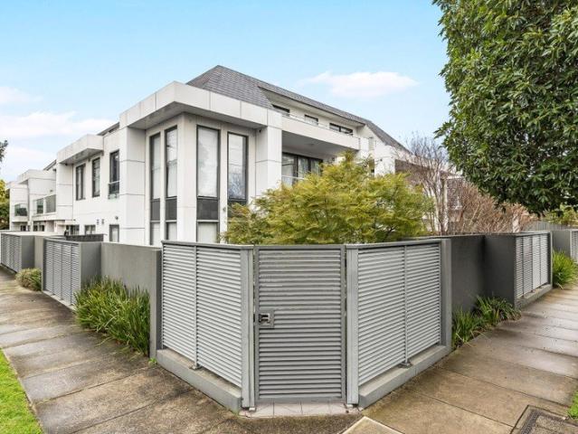 Apartment for sale in Camerons Creek, Victoria