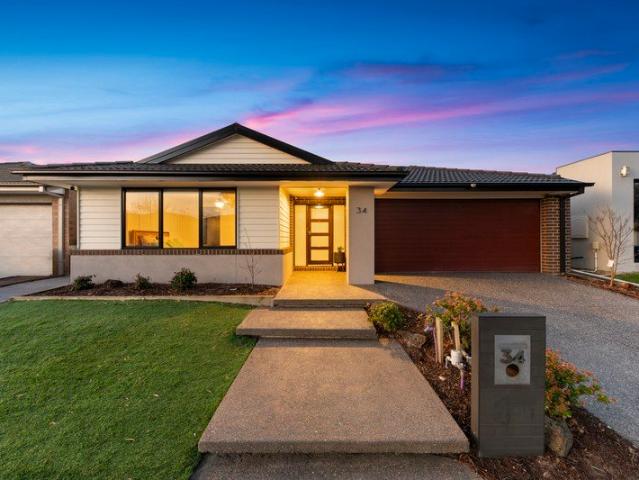 House for sale in Aspect Estate, Melbourne