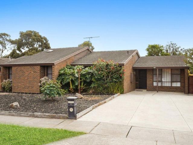 House for sale in Taylors Lakes, Melbourne