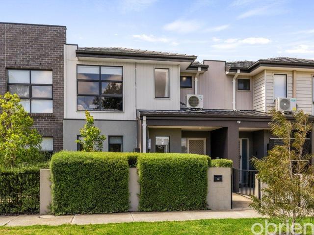House for sale in Manor Lakes, Melbourne