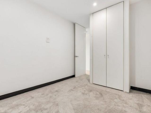 Apartment for rent in St Kilda, Melbourne