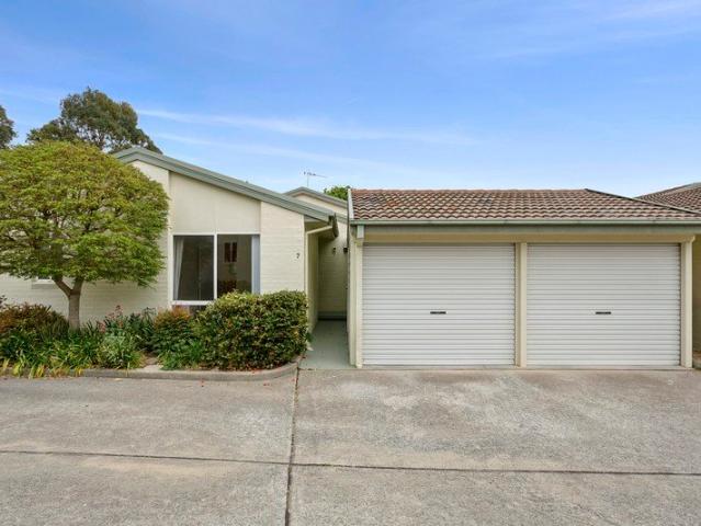 Townhouse for sale in Jerrabomberra, Queanbeyan