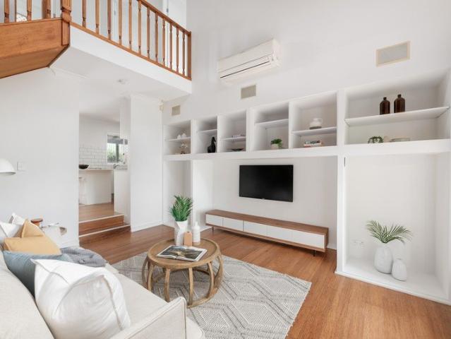 Townhouse for sale in Sutherland, New South Wales
