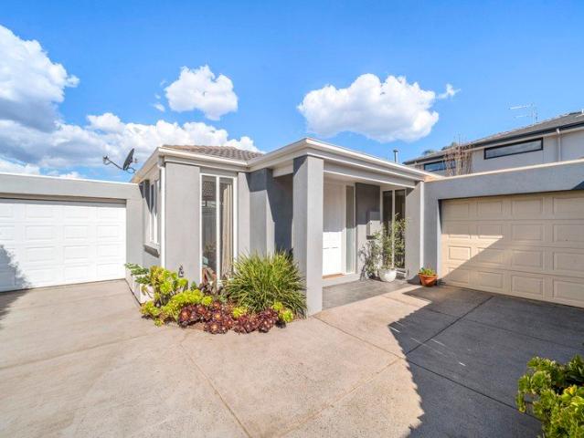 Apartment for sale in Hampton East, Melbourne