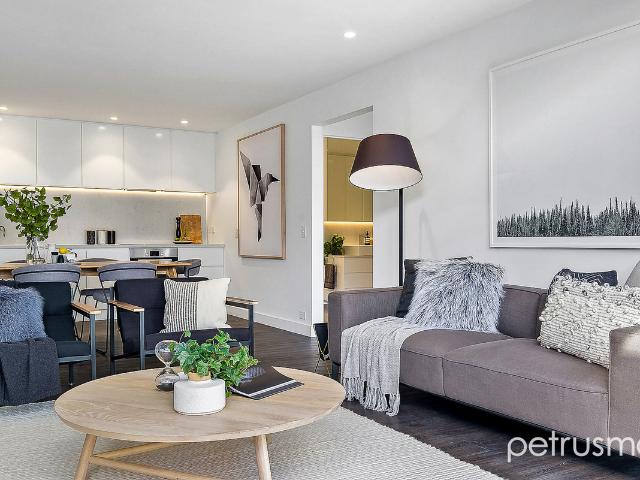Apartment for sale in Battery Point
