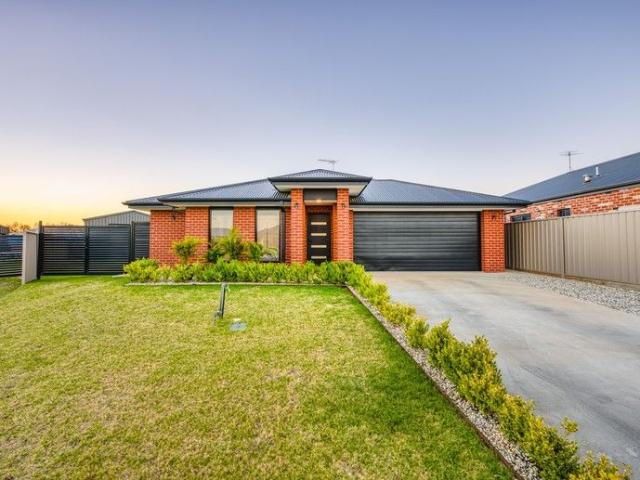 House for sale in Red Cliffs, Victoria