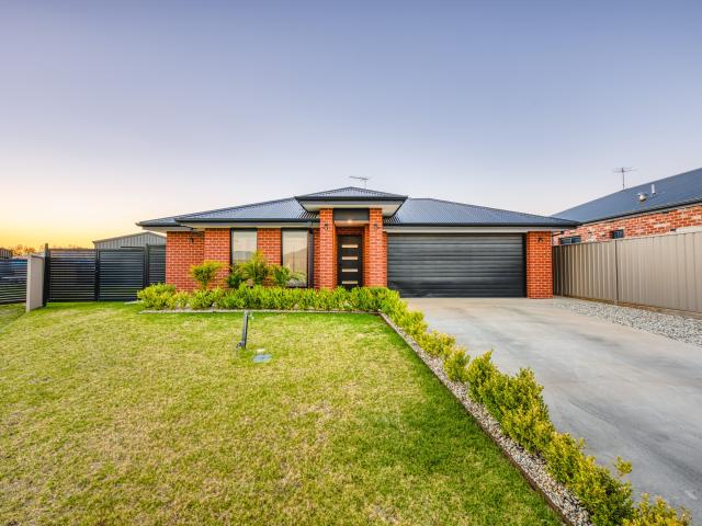 House for sale in Red Cliffs, Victoria