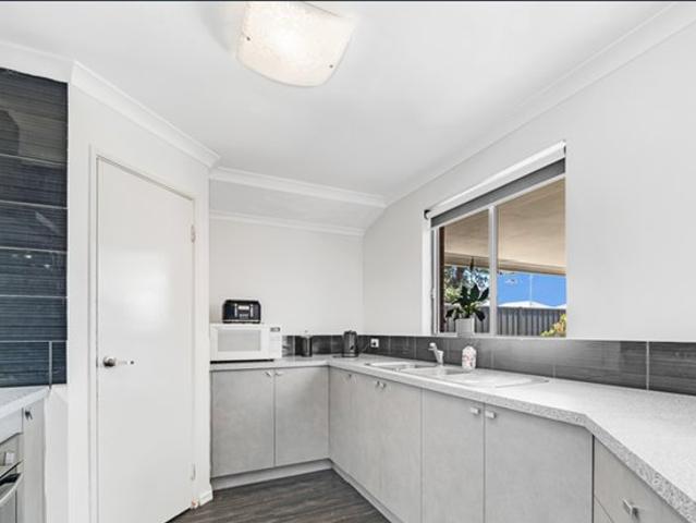 House for rent in Banksia Grove, Western Australia
