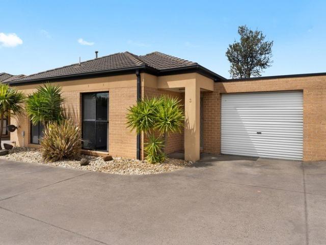 Apartment for sale in Carrum Downs, Melbourne