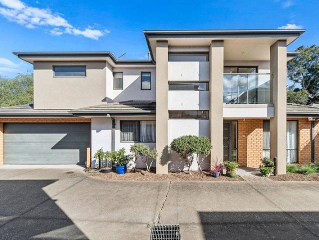 Townhouse for sale in Camerons Creek, Victoria