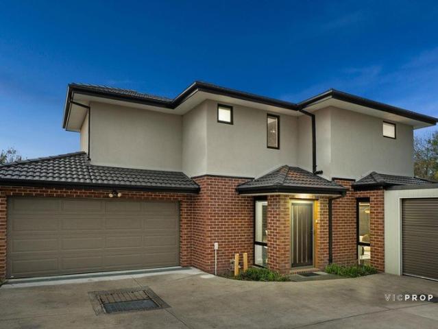Townhouse for sale in Camerons Creek, Victoria