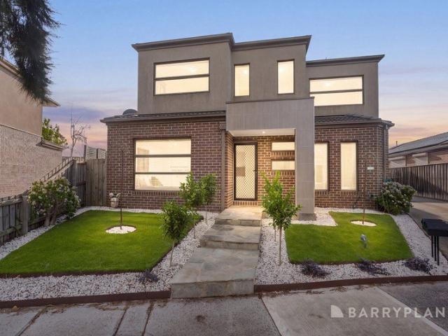Townhouse for sale in Camerons Creek, Victoria