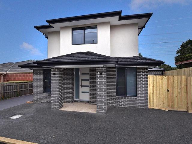 Townhouse for rent in Mount Waverley, Melbourne
