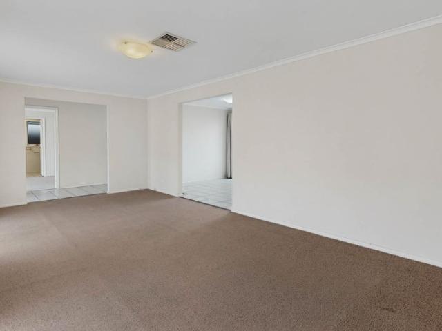 House for rent in Blackburn North, Melbourne