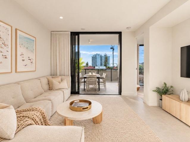 Apartment for sale in Broadbeach, Gold Coast City
