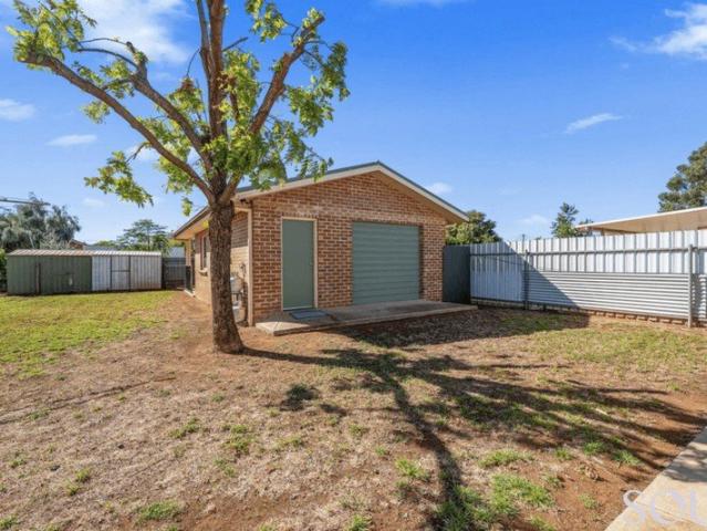 Granny Flat for rent in Griffith, Griffith City Council
