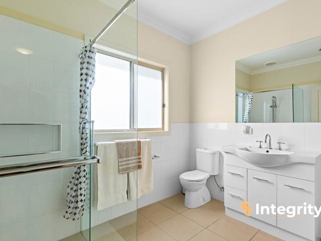 Townhouse for sale in Camerons Creek, Victoria