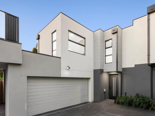 Townhouse for sale in Camerons Creek, Victoria