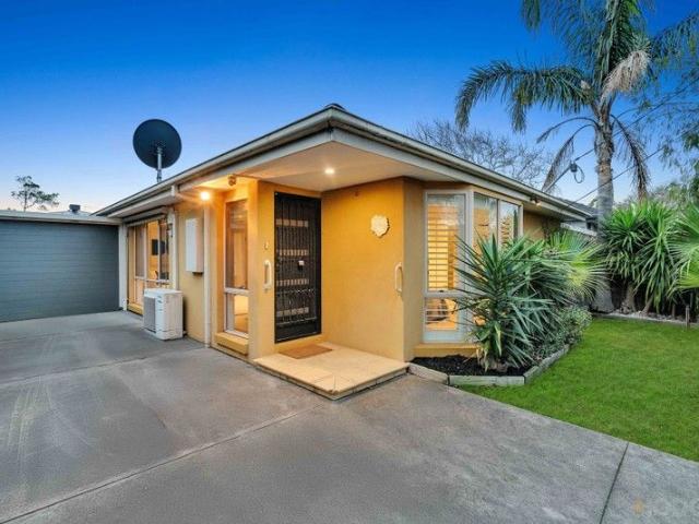 House for sale in Bentleigh East House for sale in Bentleigh East