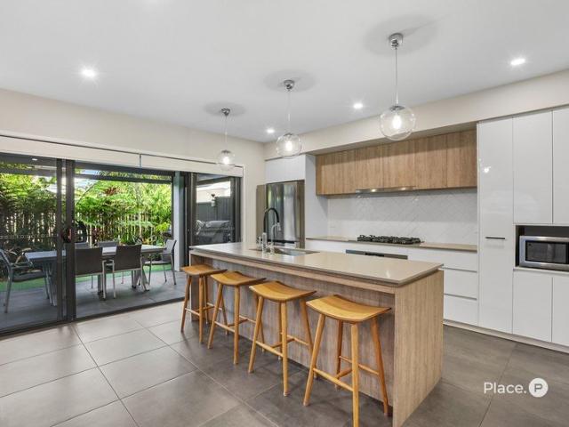 Townhouse for sale in Toombul, Queensland