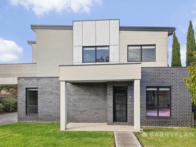Townhouse for sale in Camerons Creek, Victoria