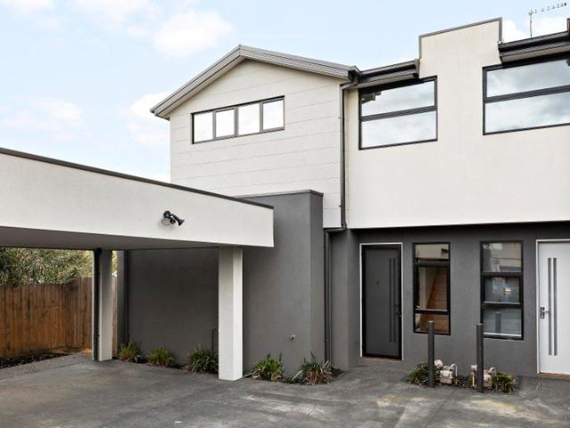 Townhouse for sale in Camerons Creek, Victoria