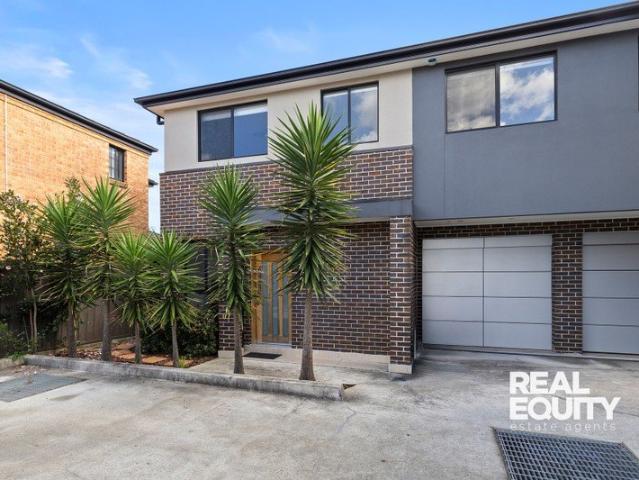 Townhouse for sale in Sydney, New South Wales