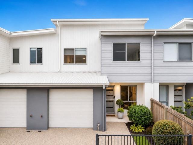 Townhouse for sale in Toombul, Queensland