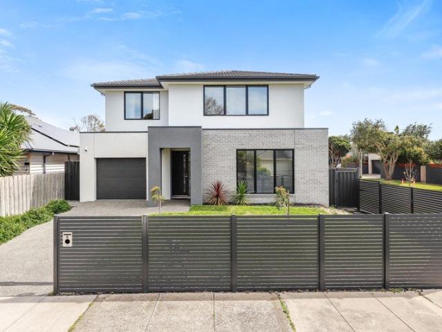 Townhouse for rent in Cheltenham, Melbourne