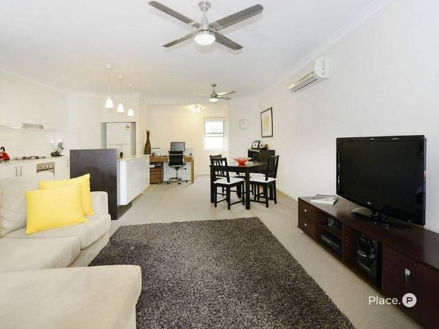 Apartment for rent in Toombul, Queensland
