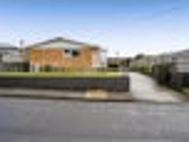 Apartment for sale in Hillsborough, Taranaki