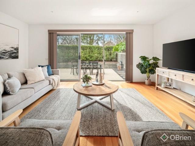 Townhouse for sale in Sandhurst