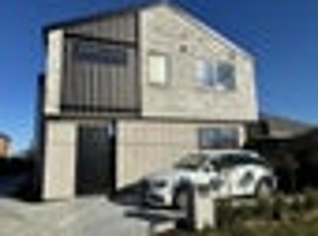 Townhouse for sale in Spreydon, Canterbury