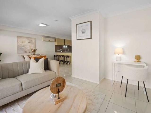 Townhouse for rent in Toombul, Queensland