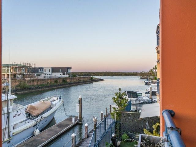 Townhouse for sale in Fernbrook, Queensland