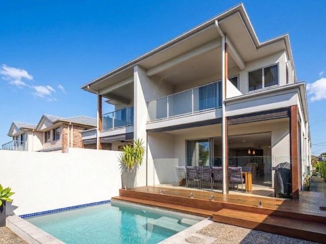 Duplex for sale in Fernbrook, Queensland