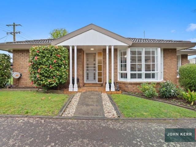 Apartment for sale in Newborough, Victoria