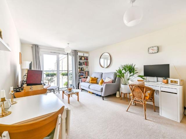 Apartment for rent in Brixton, Greater London