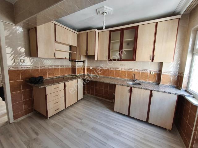 Merkez Efendi Mahallesi, Yunusemre içerisinde kiralık mülk