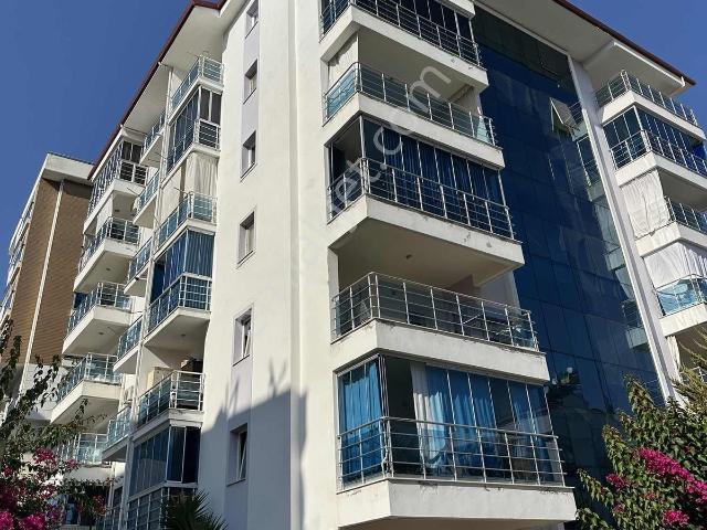 Kuşadasi, Aydin içerisinde satılık mülk