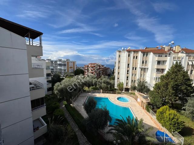 Ege, Kuşadası içerisinde kiralık mülk