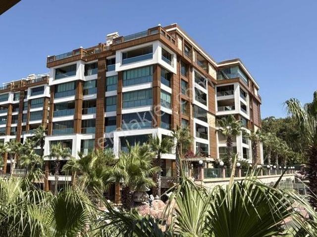Ege, Kuşadası içerisinde satılık mülk