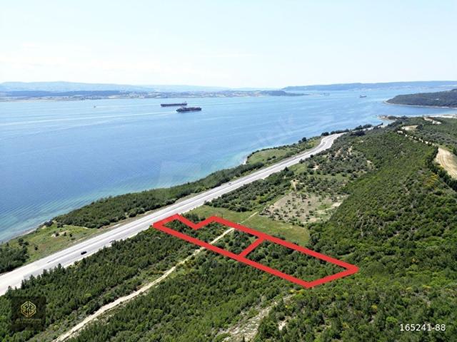 Eceabat içerisinde satılık Arsa
