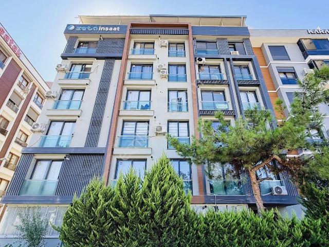 Bornova, İzmir içerisinde satılık mülk