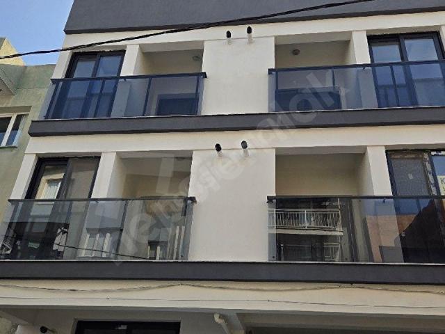 Bornova, İzmir içerisinde satılık mülk