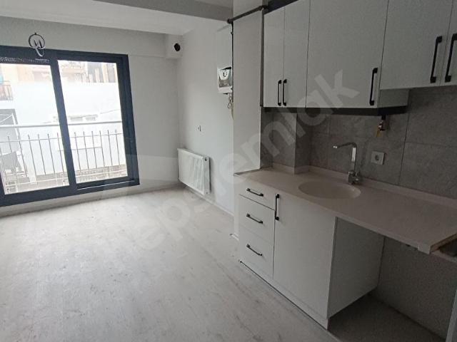 Bornova, İzmir içerisinde satılık mülk