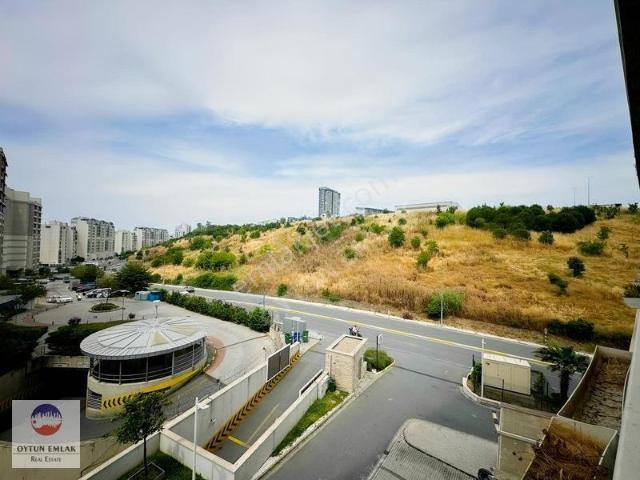 Atakent Mahallesi, Küçükçekmece içerisinde kiralık mülk