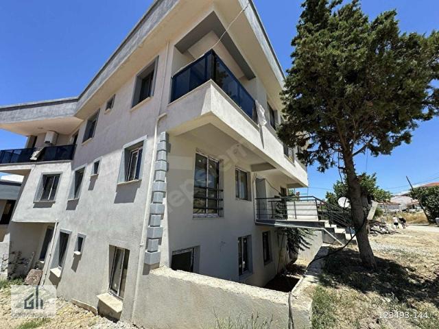 Foça, İzmir içerisinde satılık mülk