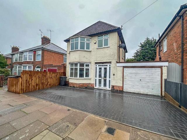 House for rent in Stocking Farm, Leicester