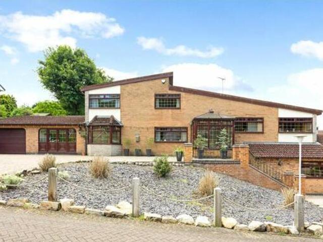 House for sale in Potters Corner, East Midlands